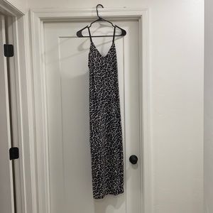 Bodycon midi cheetah dress